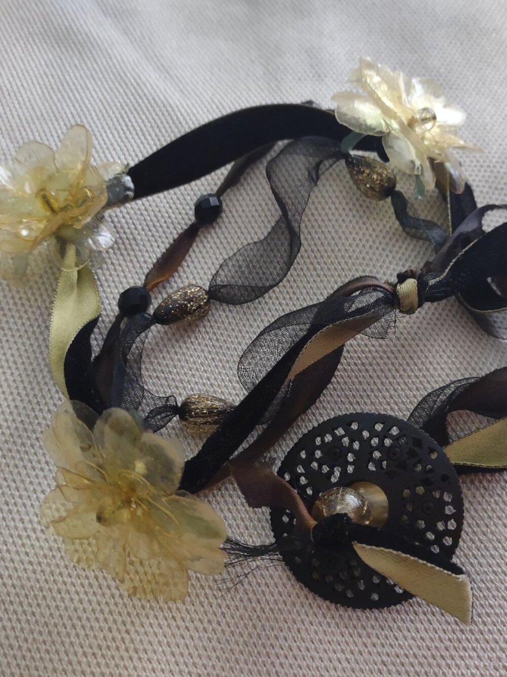Vintage handmade floral necklace - EUC - yellow flowers - black ribbon - artisan